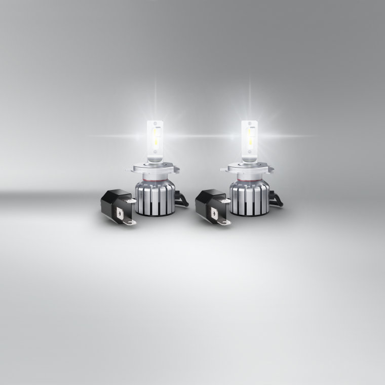 OSRAM LEDriving® HL BRIGHT, ≜H1, Feux de route/feux de croisement LED,  Off-road uniquement, non ECE, 300% de luminosité en plus, 6000K, :  : Auto et Moto